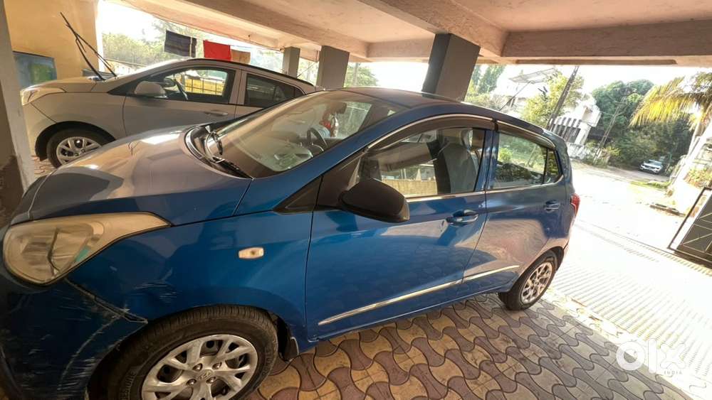 Hyundai Grand I10 2017 Diesel 90000 Km Driven