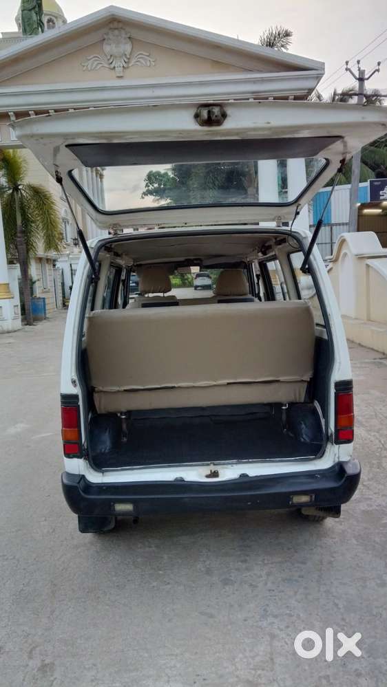 Maruti Suzuki Omni 8 Seater Bsii, 2002, Petrol