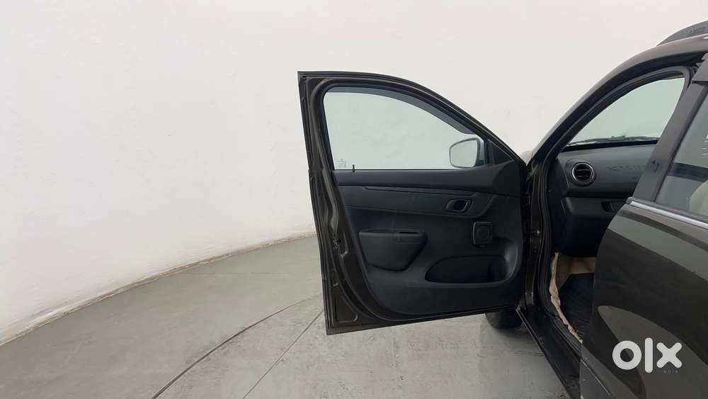 Renault Kwid 1.0 Rxt Amt, 2024, Petrol