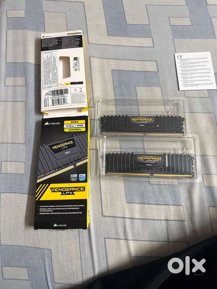 DDR 4 vengeance LPX 3200MHz 16 GB + 8Gb - Hard Disks, Printers