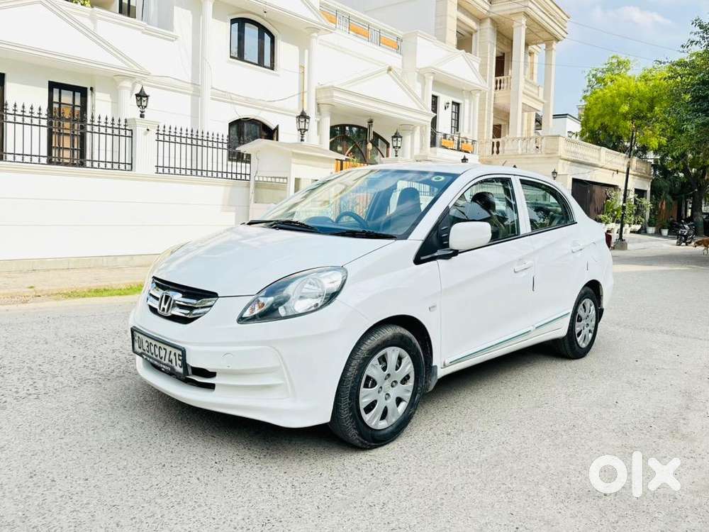 Honda Amaze 2015 Petrol Well Maintained