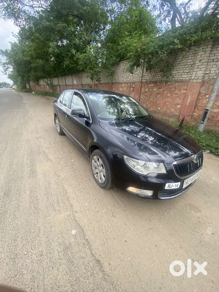 Skoda Superb 2.5 Elegance 2012