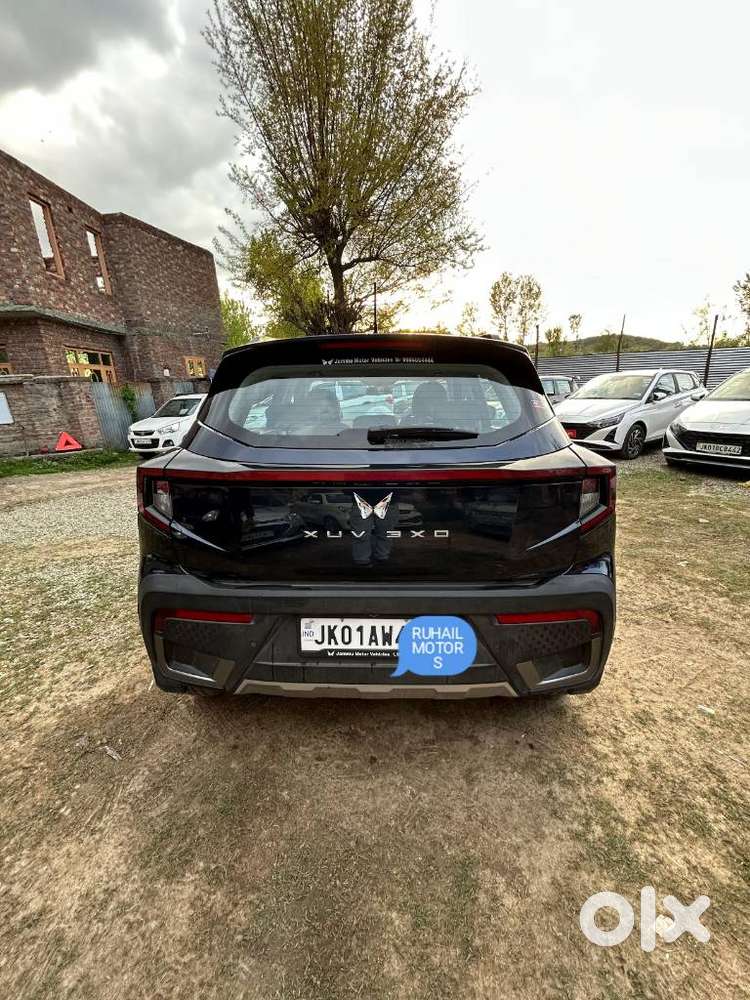 Mahindra Xuv 3xo Ax5 Ds Mt, 2024, Diesel