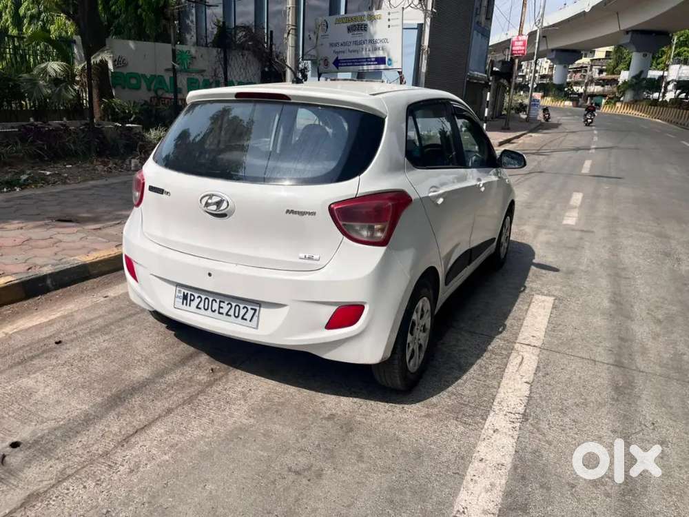Hyundai Grand I10 2015 Petrol 66000 Km Driven