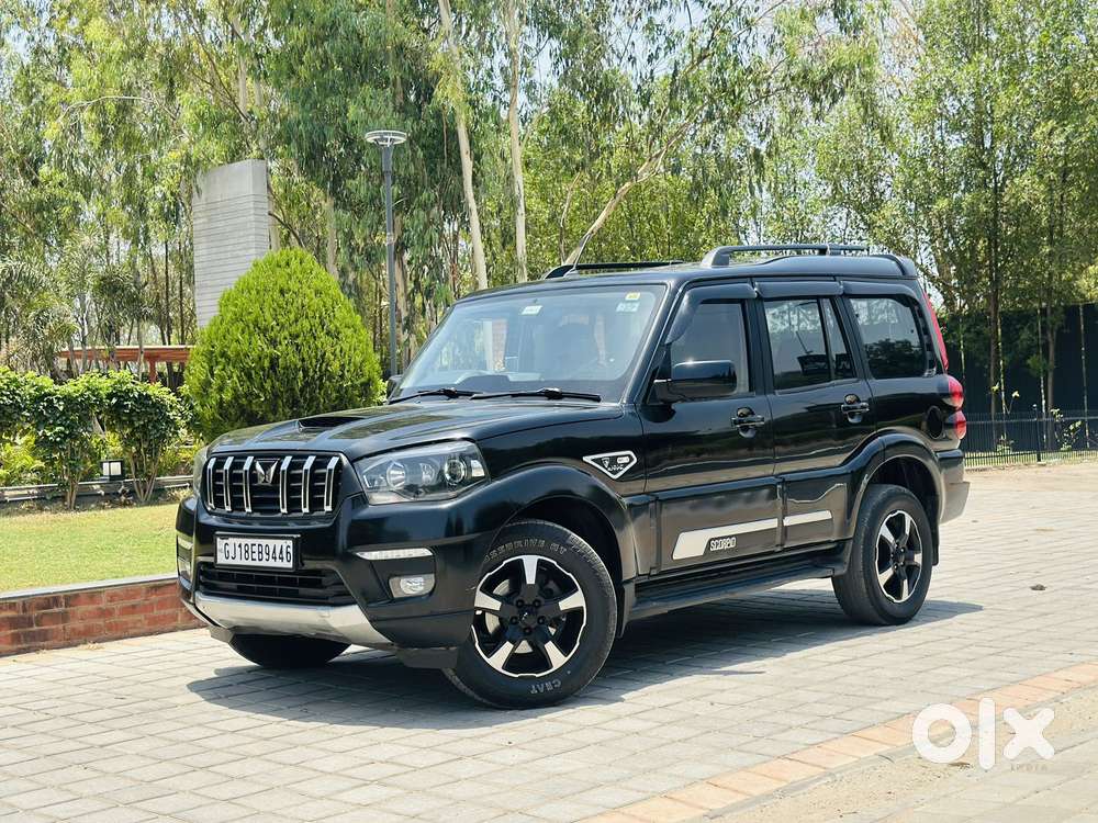 Mahindra Scorpio Classic 2.2 S 11 Mt 7 Str, 2024, Diesel