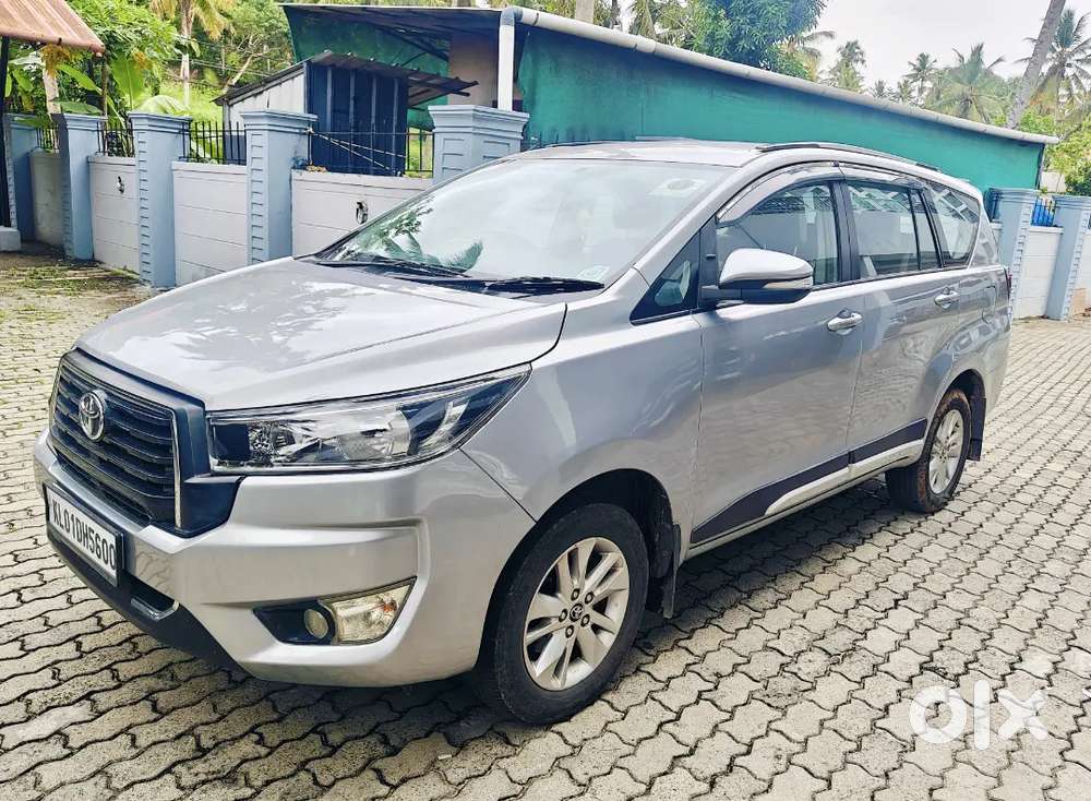 Toyota Innova Crysta Gx Automatic 2016
