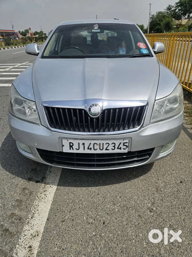 Skoda Laura Elegance 2013 Diesel 2nd
