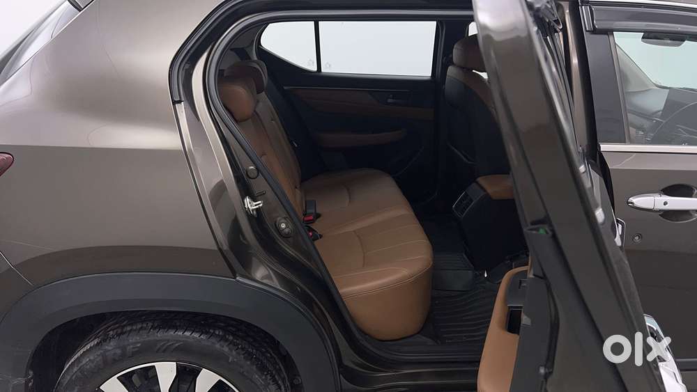 Honda Elevate Zx Cvt, 2024, Petrol