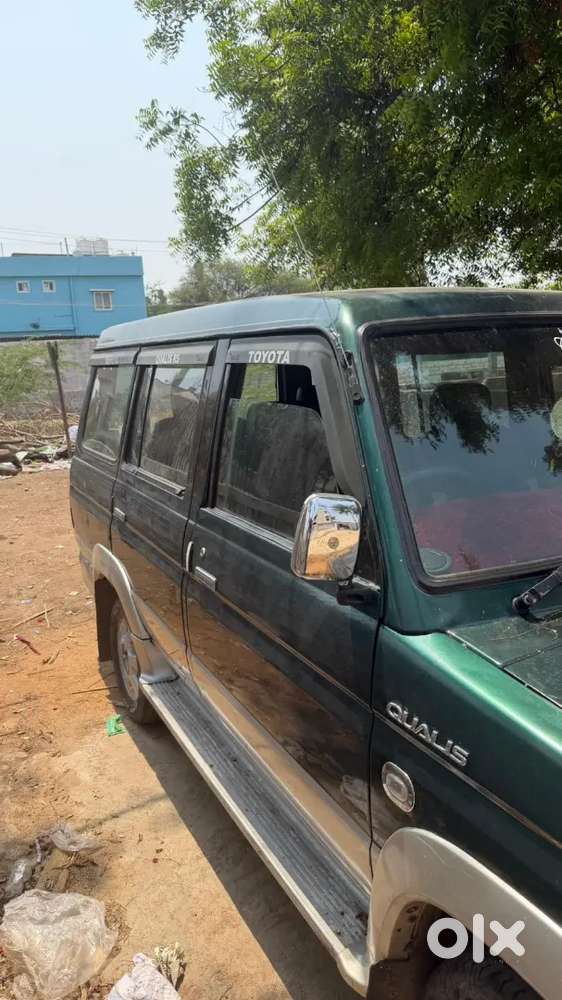 Toyota Qualis 2004 Diesel 170000 Km Driven