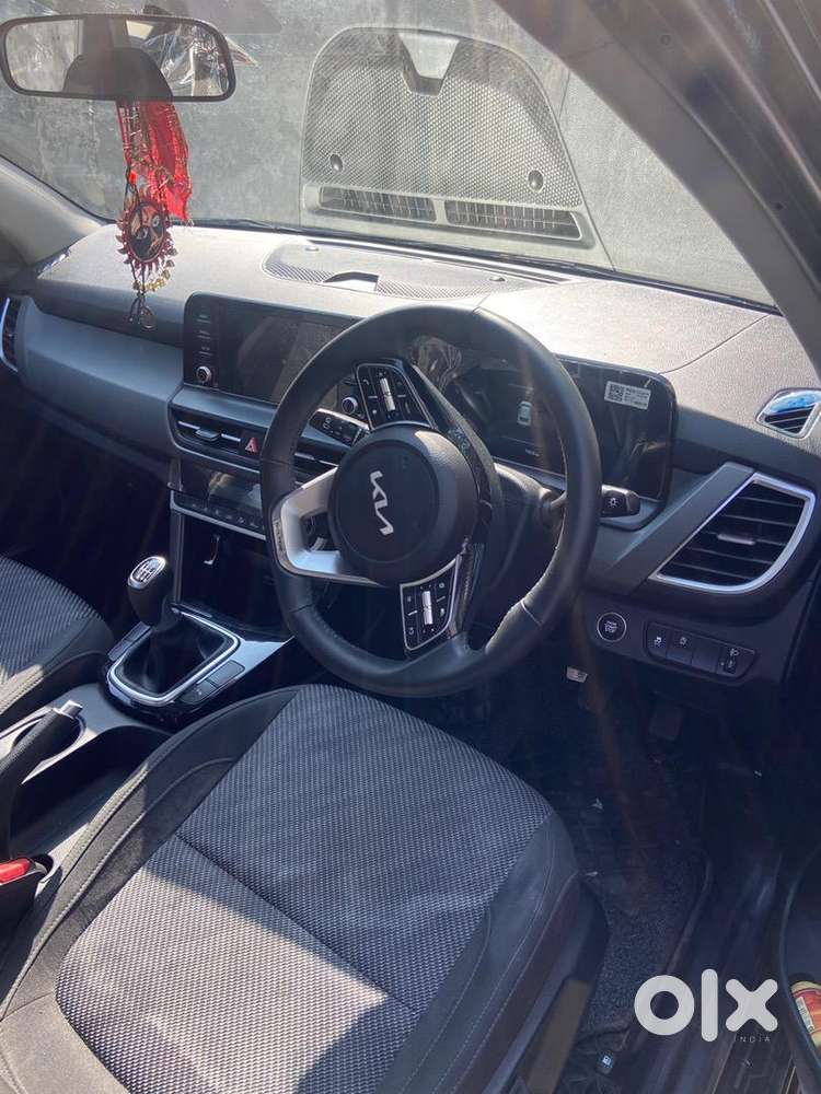 Kia Seltos 2024 Petrol Well Maintained