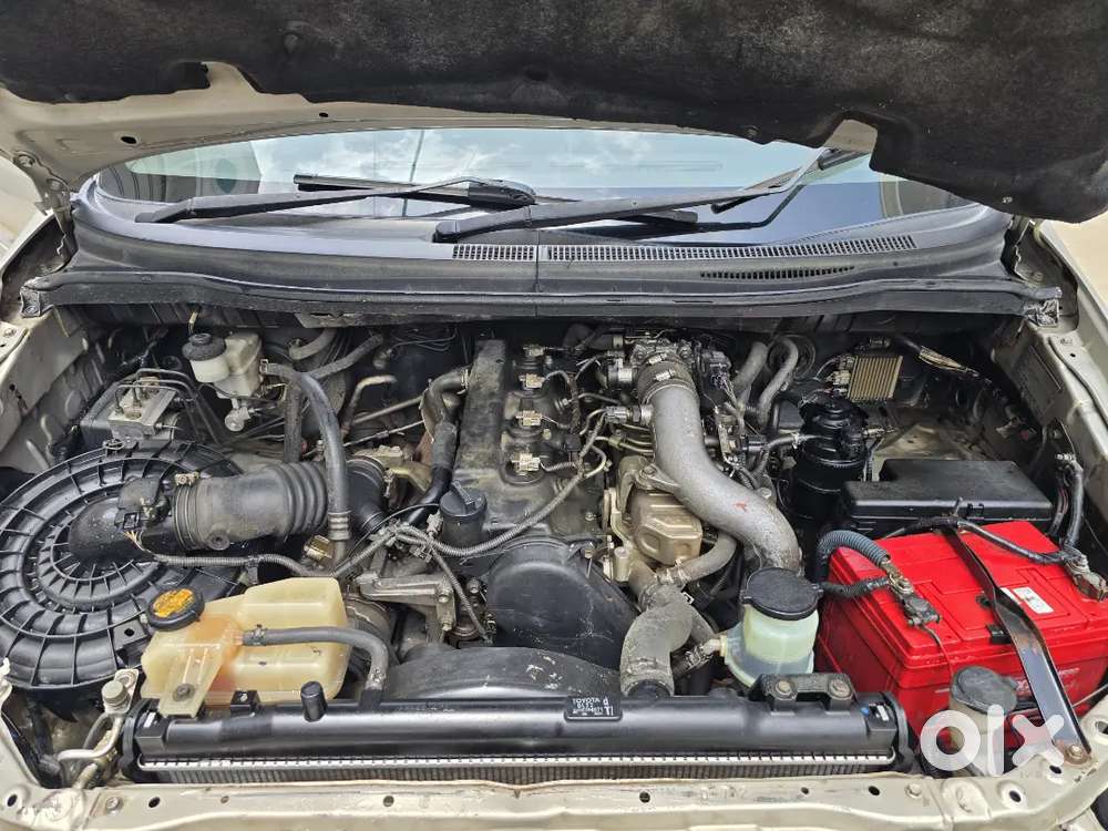 Toyota Innova 2.5 Vx 2013 With Showroom History