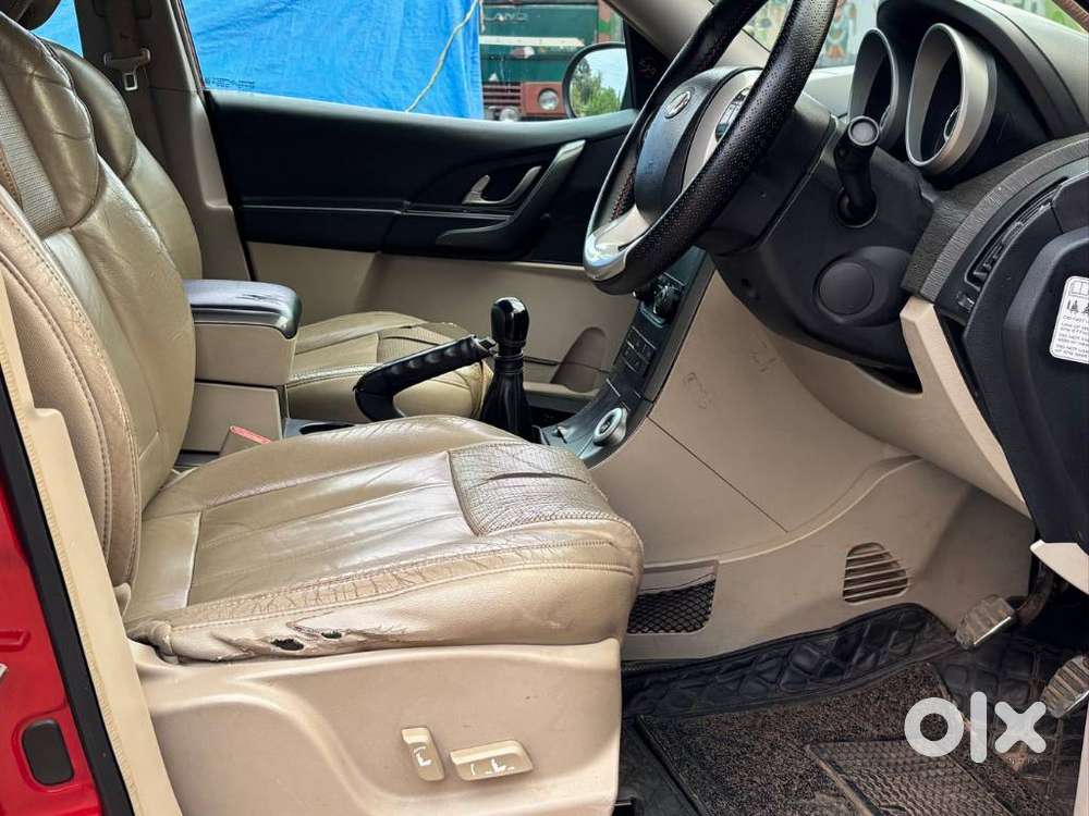 Mahindra Xuv500 At W8 Fwd, 2016