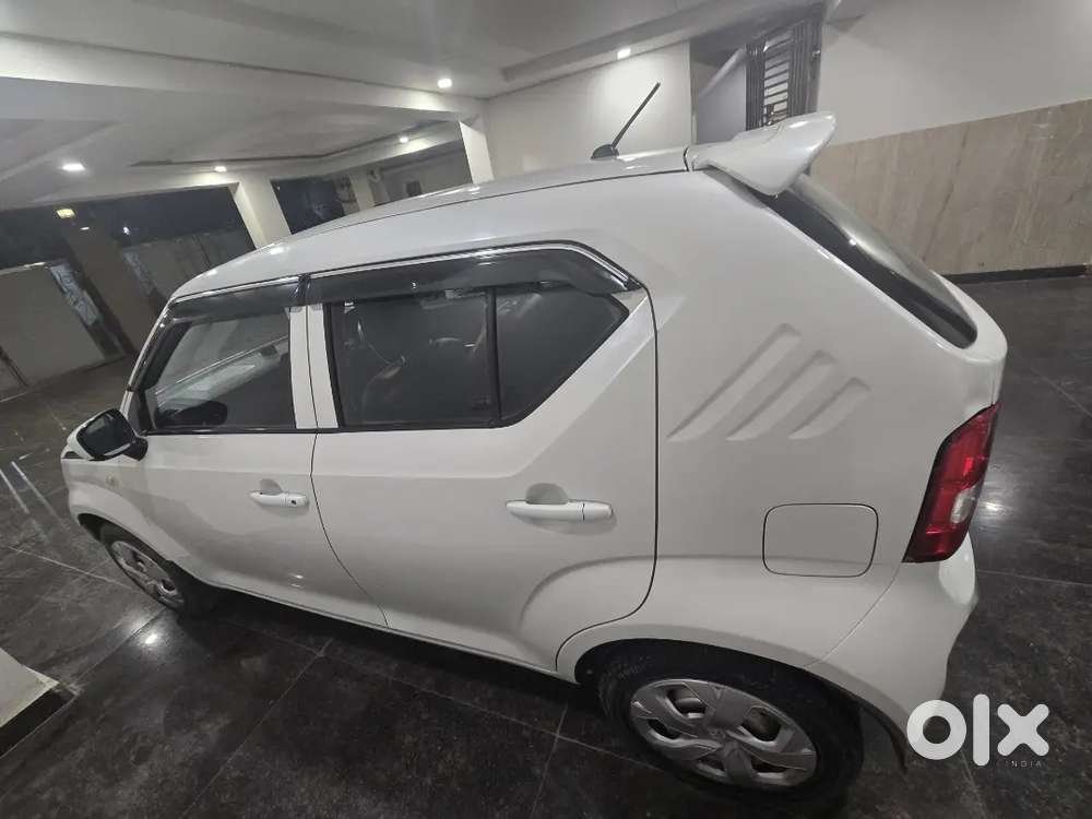 Maruti Suzuki Ignis 2018 Petrol 37400 Km Driven First Owner
