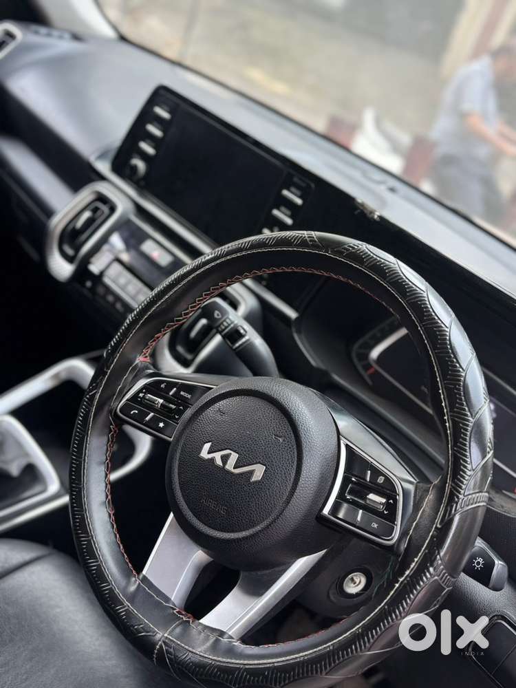 Kia Sonet Petrol 2021