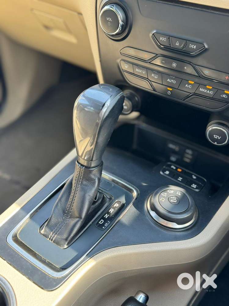 Ford Endeavour 3.2 Titanium Plus 4x4 At, 2016, Diesel