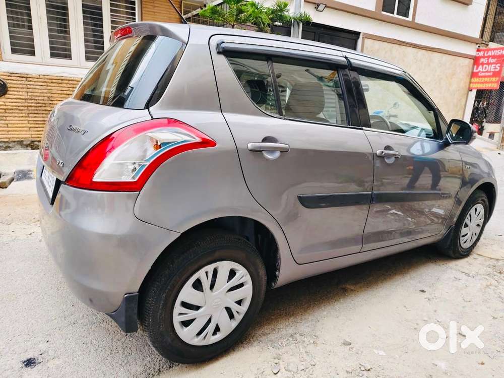 Maruti Suzuki Swift Vxi Optional, 2013, Petrol
