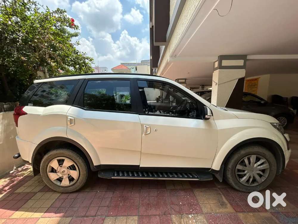 Mahindra Xuv500 W7 – 2020  1st Owner  Manual  65,000 Km