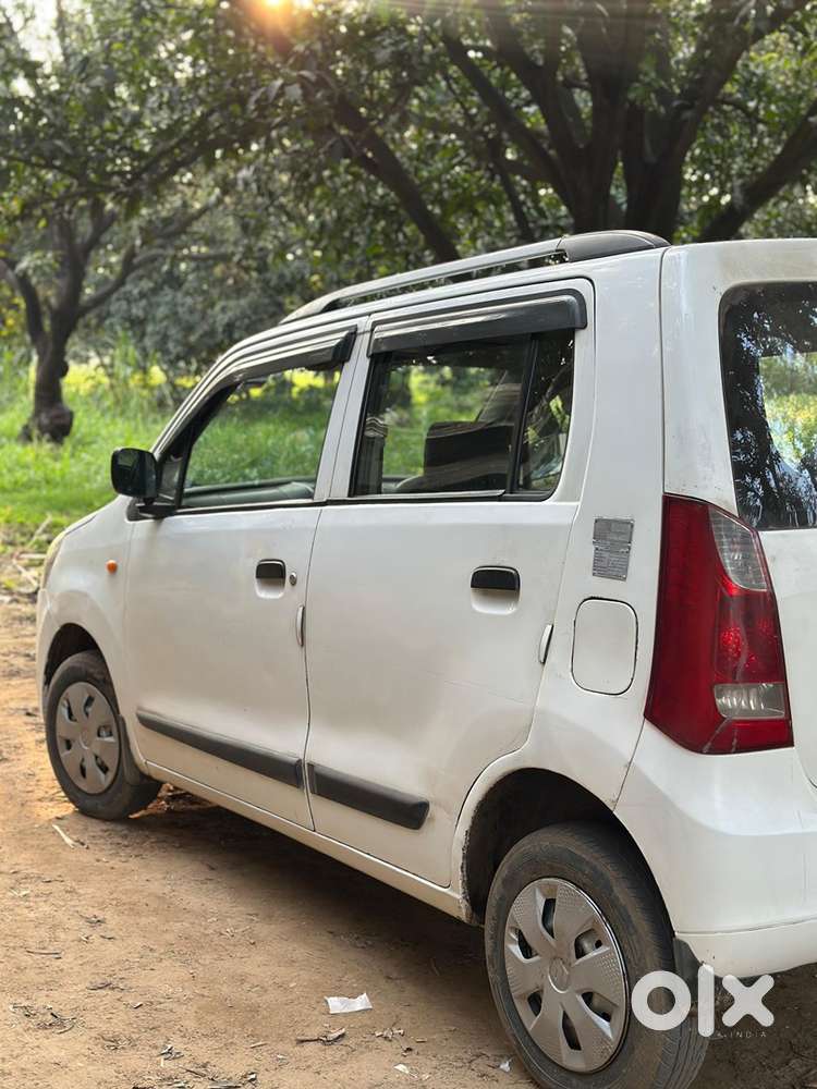 Maruti Suzuki Wagon R 2016 Cng & Hybrids Well Maintained