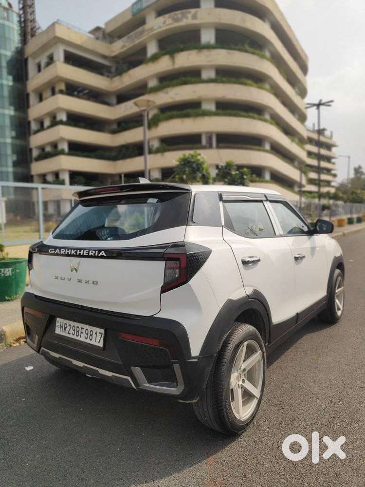 Mahindra Xuv 3xo Mx3, 2025, Petrol