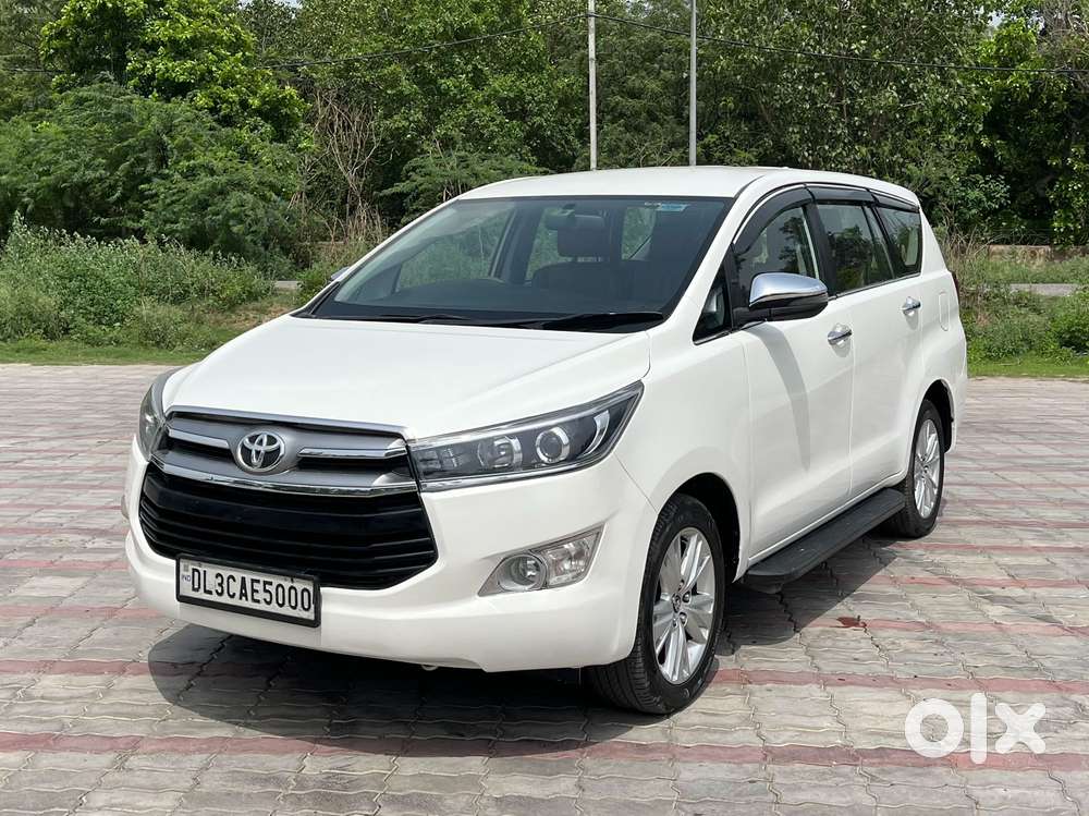 Toyota Innova Crysta 2.7 Zx At, 2016, Petrol