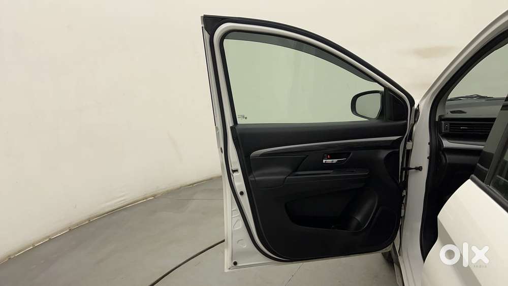 Maruti Suzuki Xl6 1.5 Alpha At, 2022, Petrol