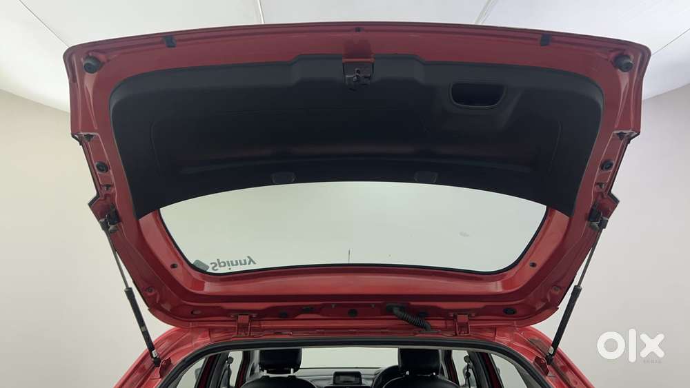 Tata Altroz 1.2 Xe, 2021, Petrol