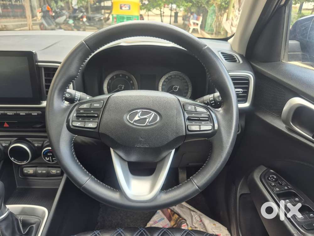 Hyundai Venue 1.0 Sx Turbo Imt, 2022, Petrol