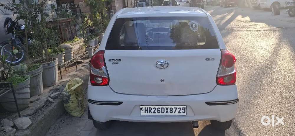 Toyota Etios Liva 2014 Diesel Manual Fix Price