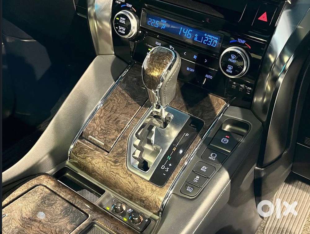 Toyota Vellfire 2.5 Hybrid, 2022, Electric