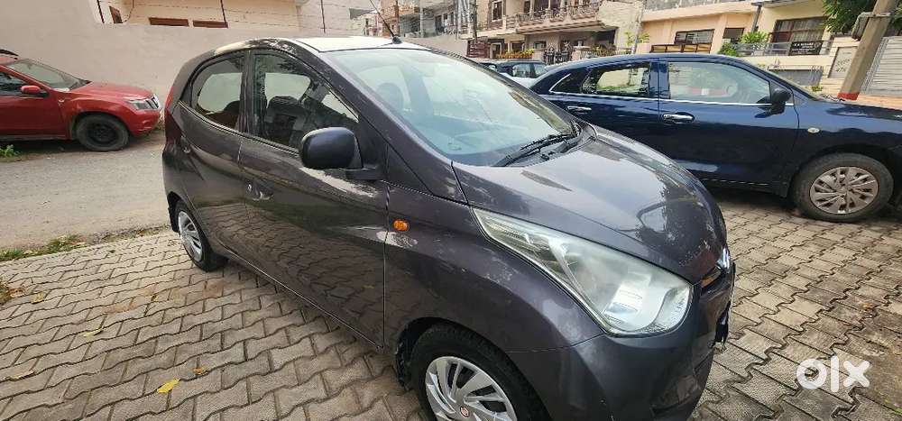 Brand New Condition Hyundai Eon 0.8 Magna 2017