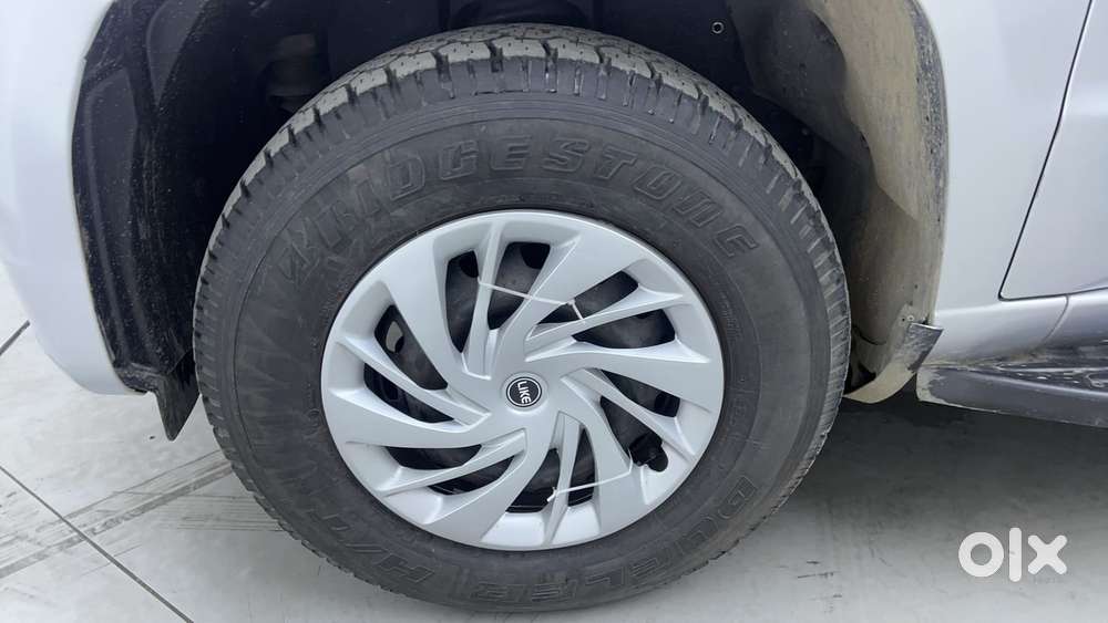 Mahindra Tuv 300 T6 Plus, 2015, Diesel