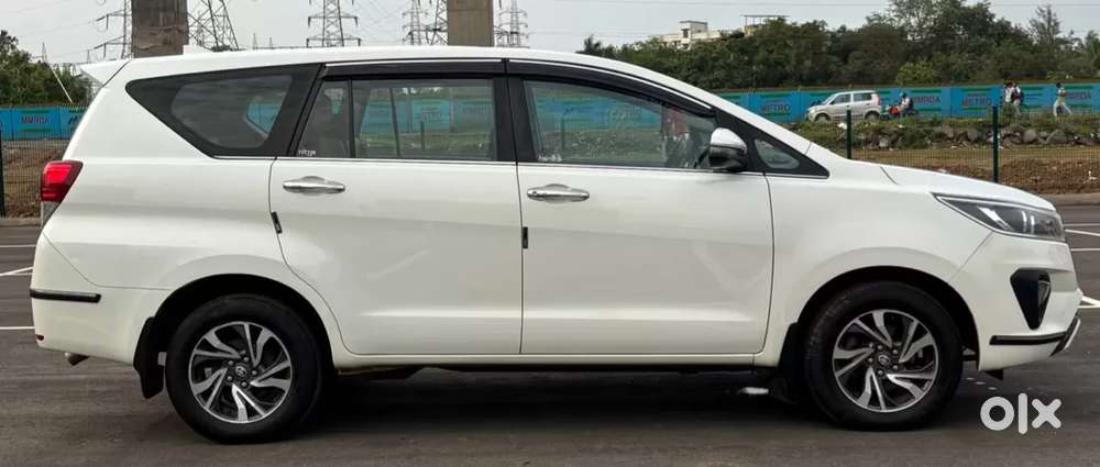 Toyota Innova Crysta [2020-ongoing] 2.4 Vx 8 Str, 2021, Diesel