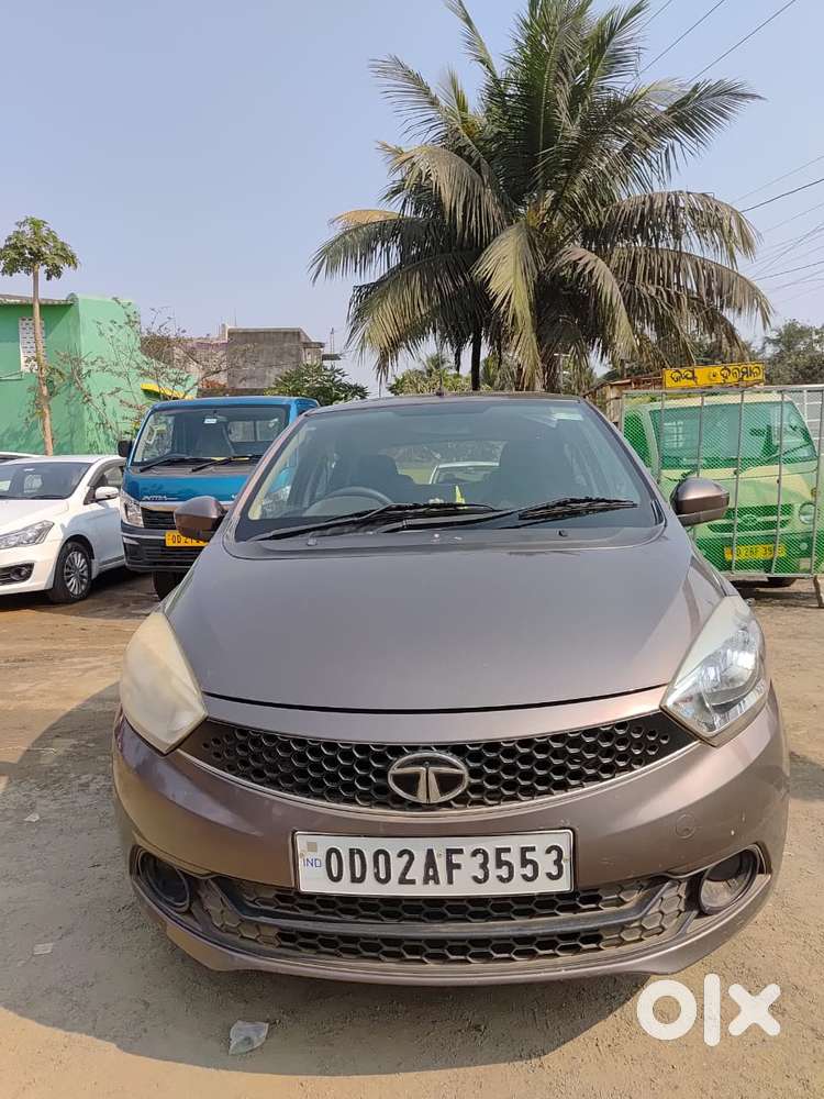 Tata Tiago 1.2 Revotron Xt, 2017, Petrol