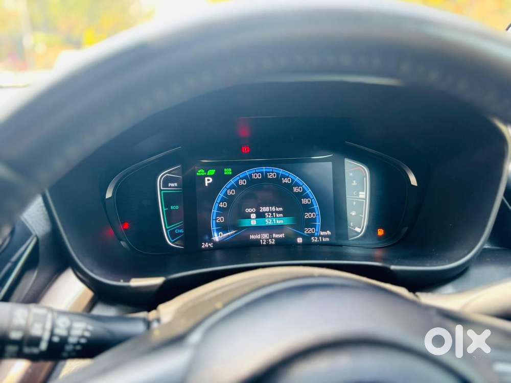 Maruti Suzuki Grand Vitara, 2023, Petrol