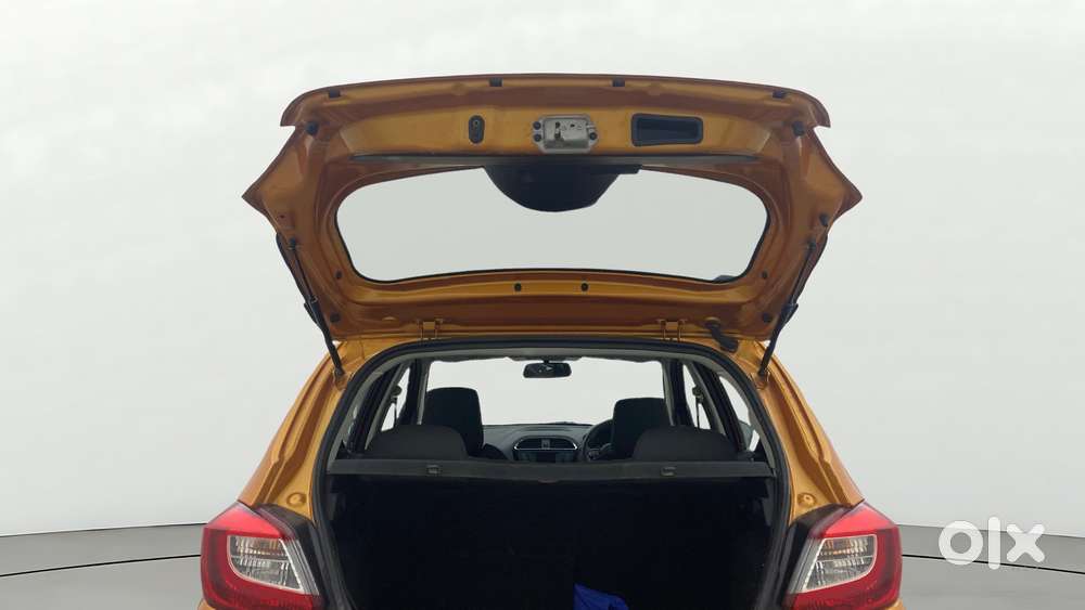 Tata Tiago 1.2 Revotron Xza, 2018, Petrol