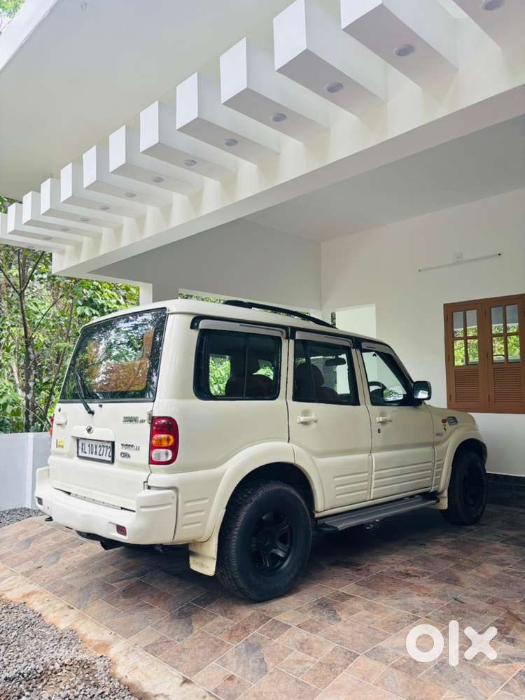 Mahindra Scorpio Diesel 2005