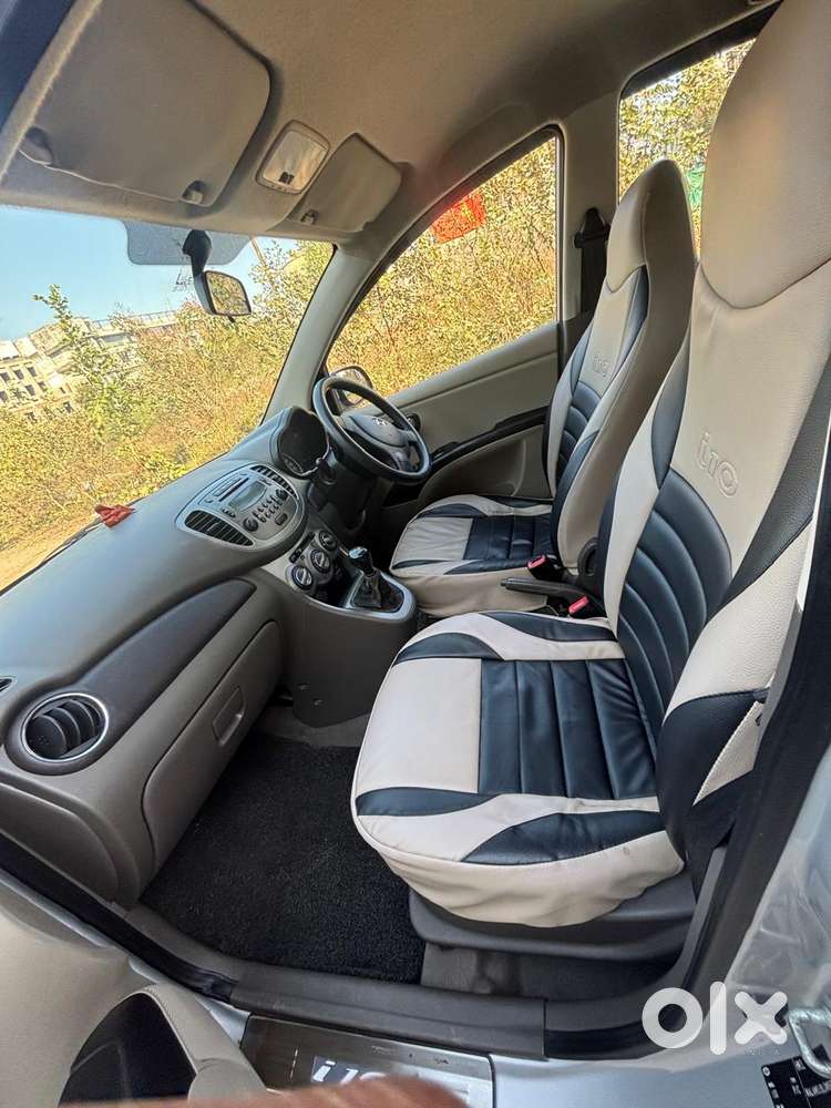 Hyundai I10 Sportz, 2016, Petrol