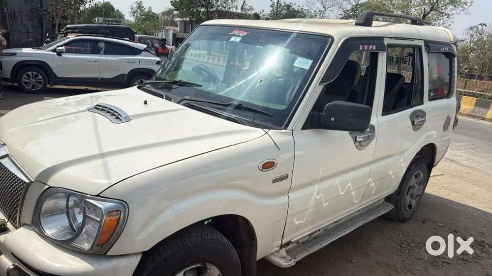 M2di Sada Pump Scorpio 9 Seater