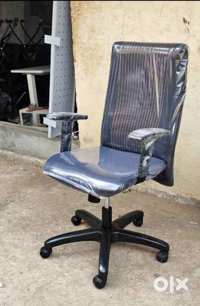 Office chairs Other Household Items 1753484193
