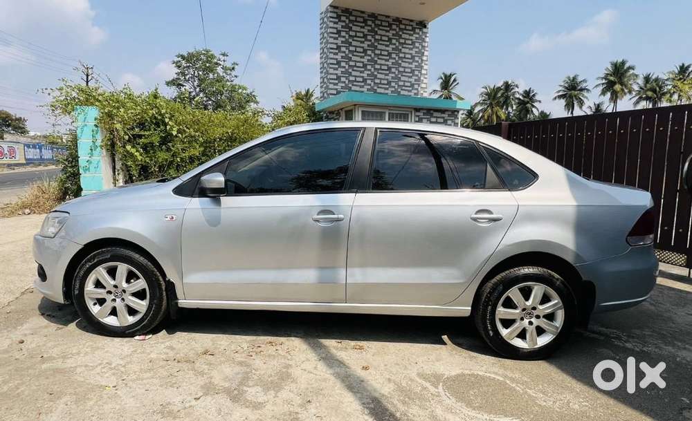 Volkswagen Vento 2010-2013 Petrol Highline, 2012, Petrol