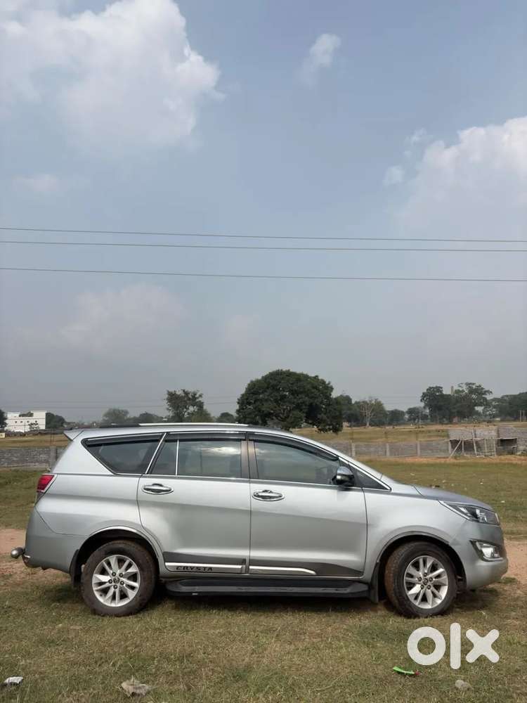 Toyota Innova Crysta G 8 Str, 2017, Diesel