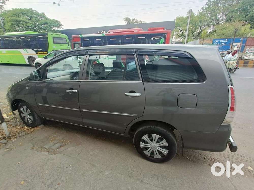 Toyota Innova 2009 Diesel Well Maintained