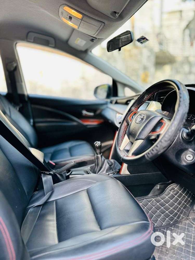 Toyota Innova Crysta 2.4 G Mt, 2018, Diesel