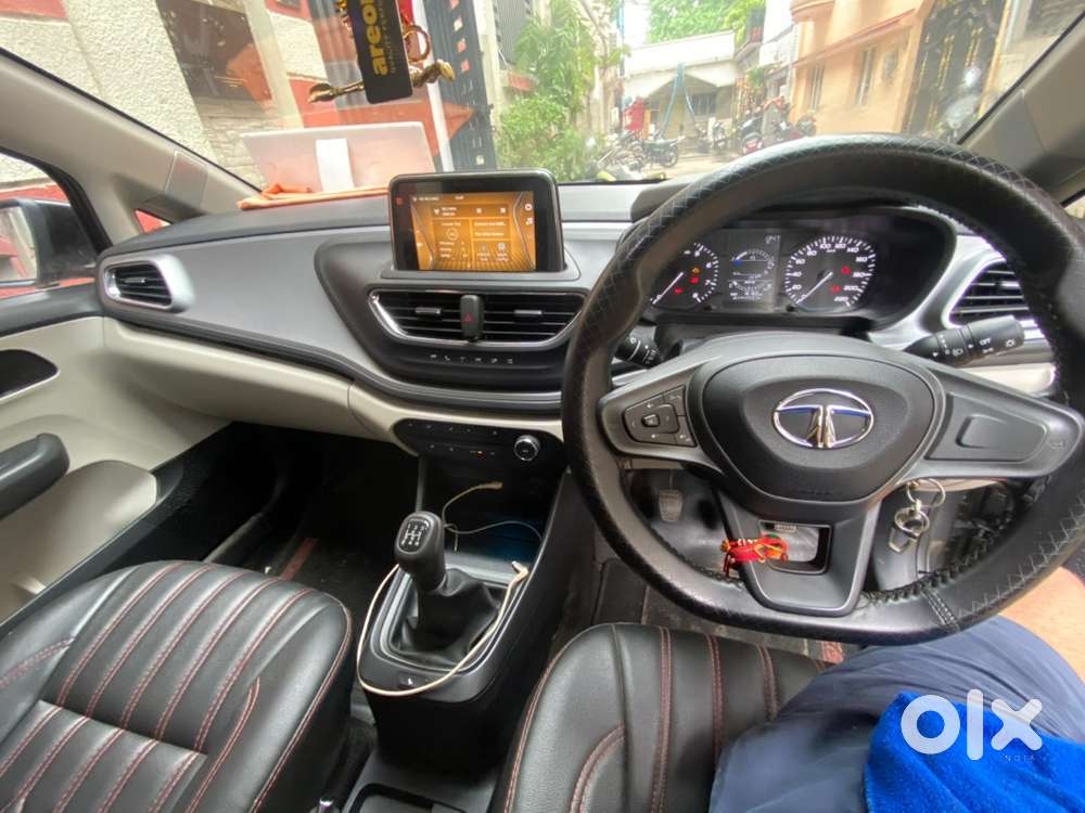 Tata Altroz Petrol 2022