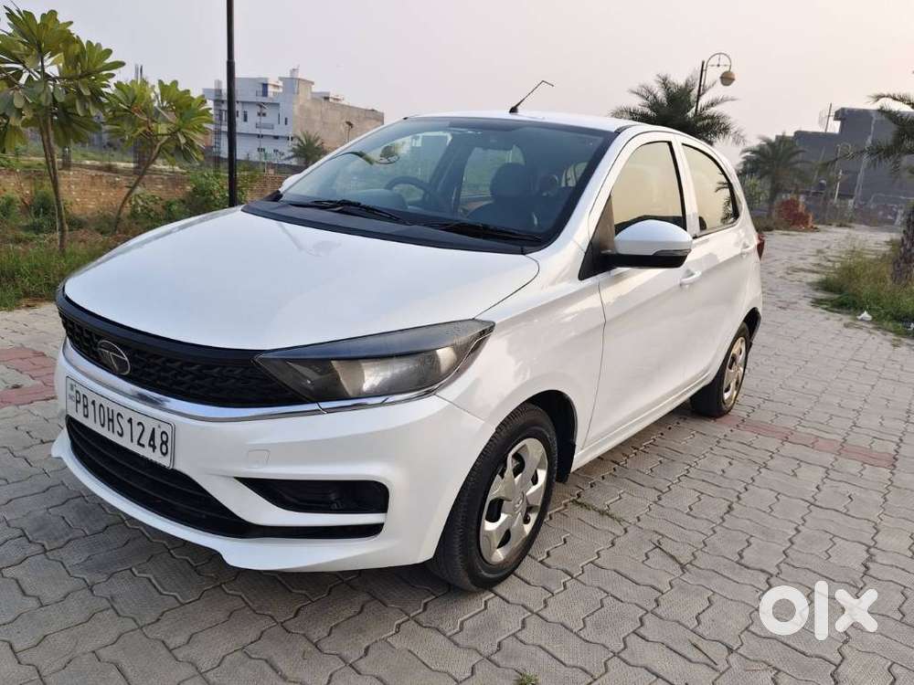 Tata Tiago 1.2 Revotron Xt (o), 2021, Petrol