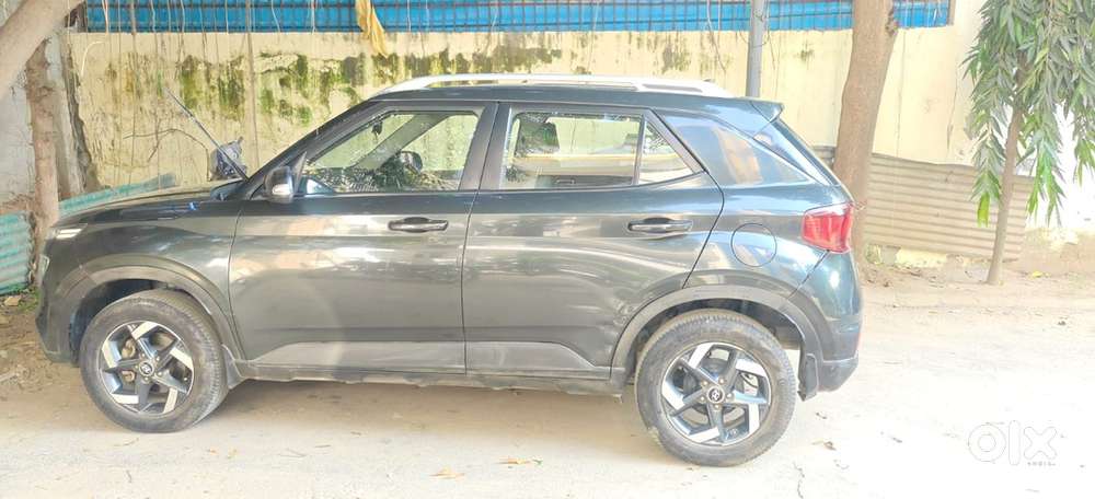2019 Hyundai Venue Petrol Manual 78000 Km