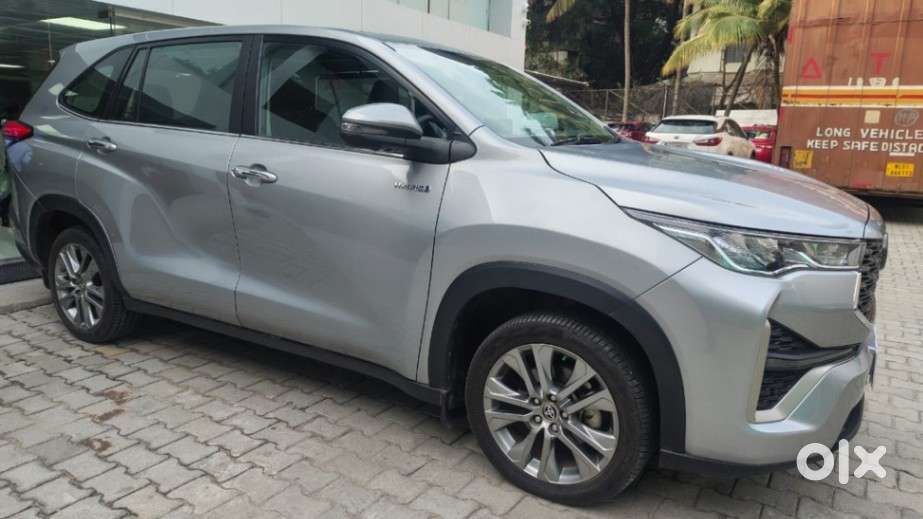 Toyota Innova Hycross Zx(o), 2024, Petrol