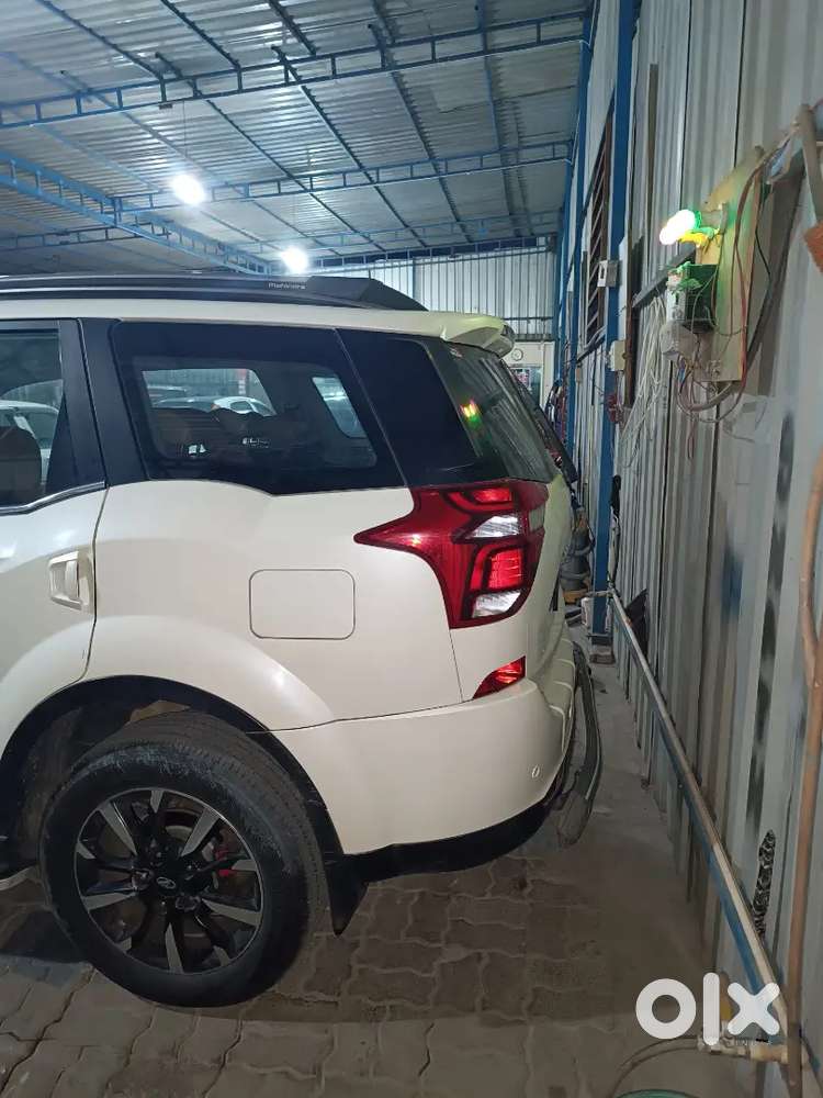 Mahindra Xuv500 W11 Sunroof Diesel 2021