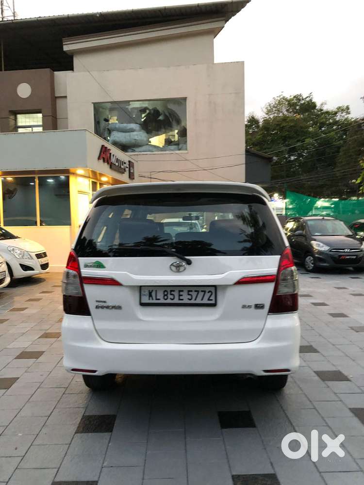 Toyota Innova [2013-2016] 2.5 G4 8 Str, 2014, Diesel