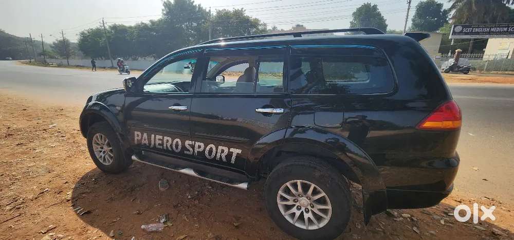 Mitsubishi Pajero Sport 2014